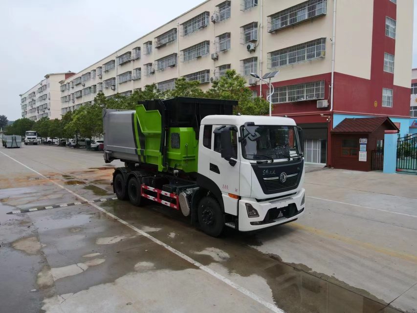 東風天龍后8輪勾臂車